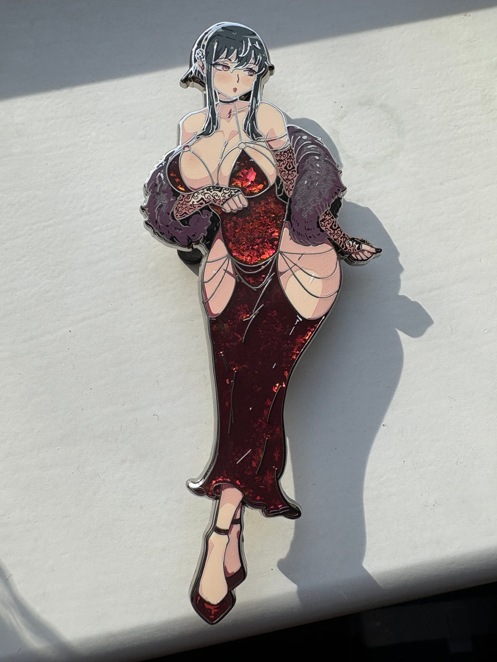 Classy Thorn Princess PIN HAND ENAMEL PINS